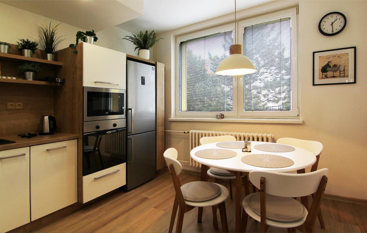 Apartman Valerie, Byt Valtice Buitenkant foto
